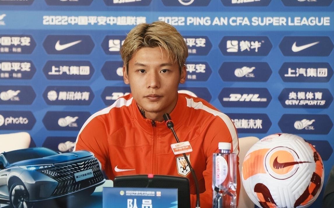 开云体育下载-鲁能主场踢铜梁龙首发预测！全新中卫搭档亮相，王大雷领衔出战